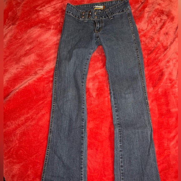 No butt pockets denim bootcut jeans - Picture 2 of 4